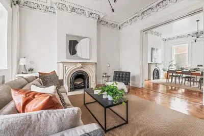 Adelphi I | 3br Ft Greene w/Backyard Patio & Porch