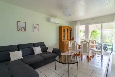 Image de Maison Charmante 3* à Mimizan: Plages, Pistes Cyclables, Jardin, Wi-Fi, pour 8 Personnes