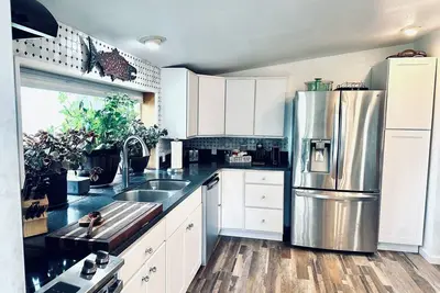 Image de Paradise Suites in Homer Alaska, an entire house w/a hot tub
