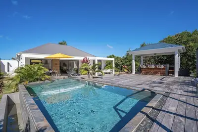 Image de Nuit d'étoiles - Deux Chambres Villa, Couchages 4