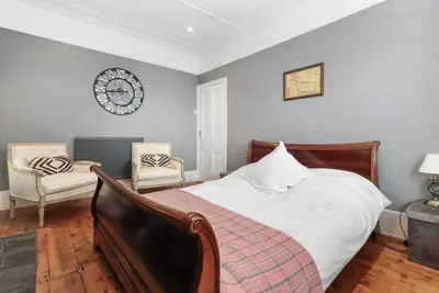 Image de One Bed Pied a Terre by the Sea