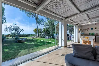 Villa Cala Pira Sul Mare Con Wi-Fi