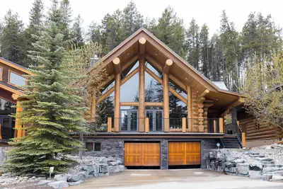 Image de Golfers and Families Wanted! 4 Br Stemwinder Chalet! Summer 2025 Availability!
