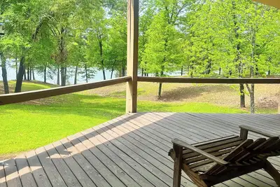 Image de Only House on Lake DeGray!