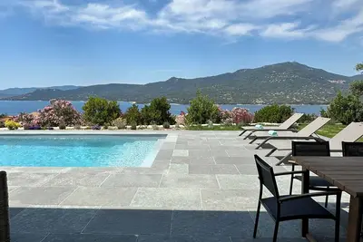 Image de Torriciola location Casa Lea villa contemporaine piscine vue mer