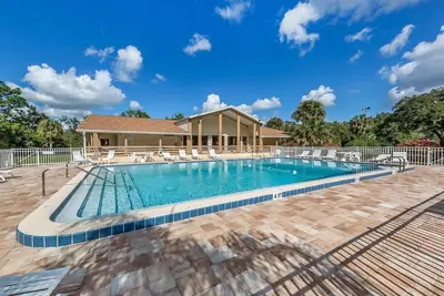 Image de Newly remodeled. 2 bed/2 full bath house. Pinebrook South, Venice, Florida.