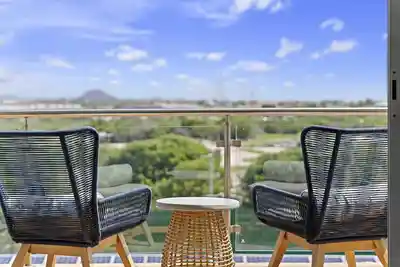 Image de Eagle Beach - Best  value - Island View 1br condo - R362