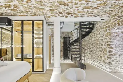 Image de Kaza Bella-Haut Marais Modern flat with small pool
