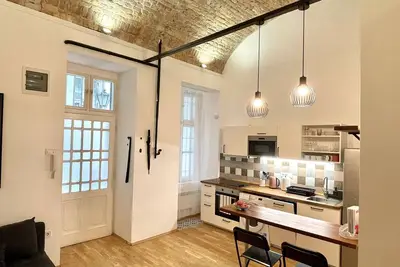 Image de La Racha Downtown Residence - by Agada, Downtown 2 bedrooms apartment