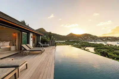 Image de Quartz is a jewel in front of the sea with a large and nice view of the ocean