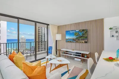 Image de Waikiki condo w/ lanai & beach access