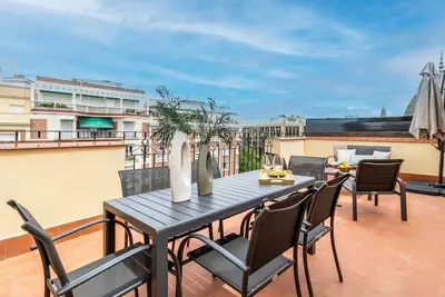 Image de Ziggy - 3 bedrooms and terrace and balcony in Trafalgar