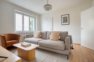 Image de Fab Breite 2br w/ Storage, 4 min to Main Station, by Blueground