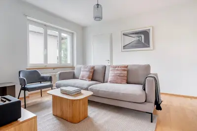 Image de Cool Breite 2br w/ Storage & Shared W/D, by Blueground