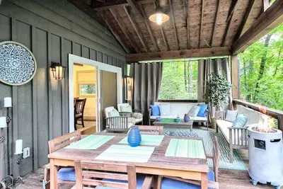 Image de Dolly Woods, New to Vrbo