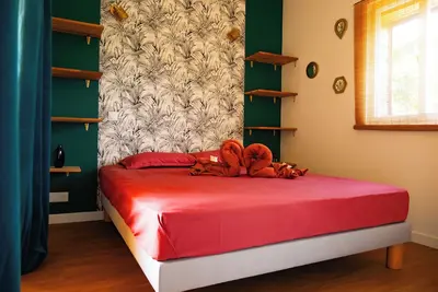 Image de 3min walk from the Beaches on a 500m2 plot