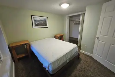 Image de The Knotty Pine - Lower East Suite
