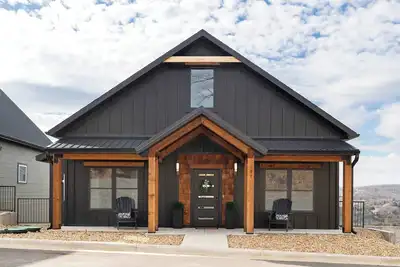 Image de Lodge 08 - Sweeping views - Resort amenities!