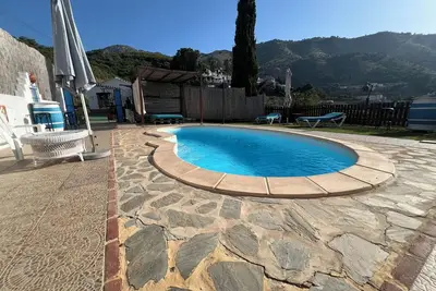 Image de Cortijo d'une chambre avec piscine - Idéal pour une escapade relaxante
