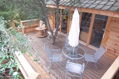 Image de Albaria Lodge, pavillons nichés dans les arbres, au calme, avec terrasse 4pers