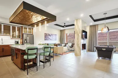 Image de Luxury Desert Retreat a Thrill Seekers Dream!