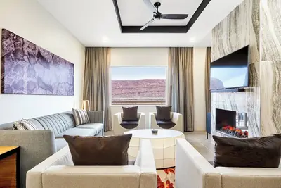 Image de Luxury Desert Retreat a Thrill Seekers Dream!