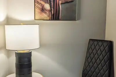 Image de 5 min. to Oh statehouse, 10 min. to Osu, Children's Hospital, convention ctr