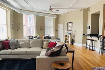 Conductor's Rest:  Beautiful 2 Bedroom Loft in Historic Cambridge, Maryland