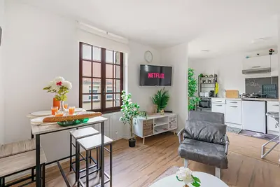 Image de Appartement 38m2, Cdg Airport, Disneyland Paris, Parc Astérix, Chelles Rer