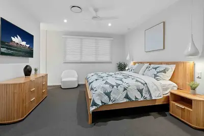 Image de \"Redcliffe Cbd family beach house\" - Redcliffe Q 4020