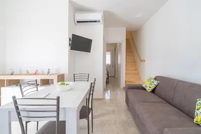 Image de Appartement 'Appartamento Nemo' avec vue sur la mer, Wi-Fi et climatisation