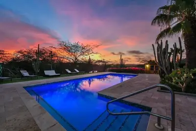 Image de Private oasis in the Heart of Aruba! Minutes to beaches or Arikok National Park.