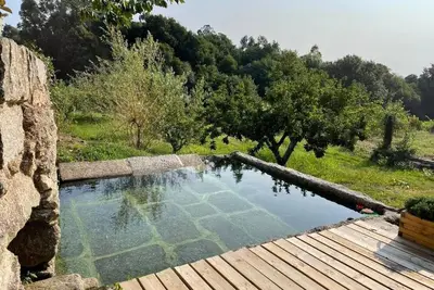 Image de Maison de campagne 'María Bargiela' avec terrasse privée, jardin privé et Wi-Fi