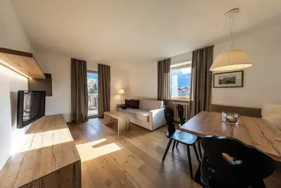 Image de Appartement 'Aparment Superior 3' avec vue sur les montagnes, jardin partagé et Wi-Fi