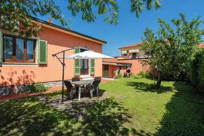 Image de Maison de vacances 'Tuscany Relax Con Giardino' avec jardin privé, Wi-Fi et climatisation