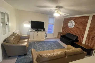 Image de Historic Nauvoo Apartment, family friendly.