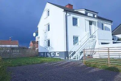 Image de Familjevänligt och Mysigt hus vid Göta Kanalen, Nära Motala Centrum