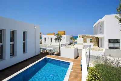 Image de Exclusive Luxury Beach Villas Tourist Beach Location - Prime Tourist Area Marine