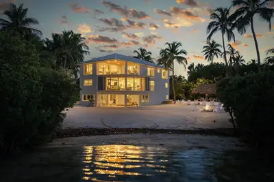 Image de Islamorada Beach Beachfront, Fire Pit & Pool
