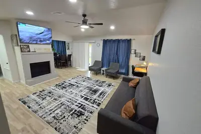 Image de Cozy Home Wt Hot Tub, WiFi n Smart Tv