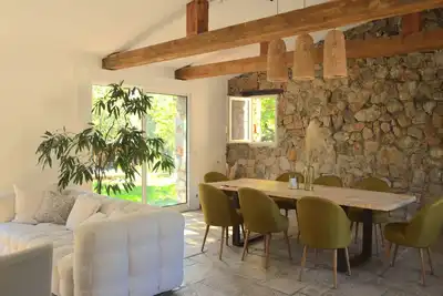 Image de Maison en pierres dans la nature et au calme