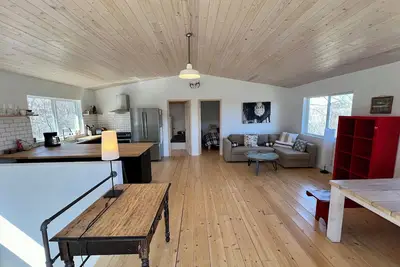 Image de Peaceful Cabin on the lake