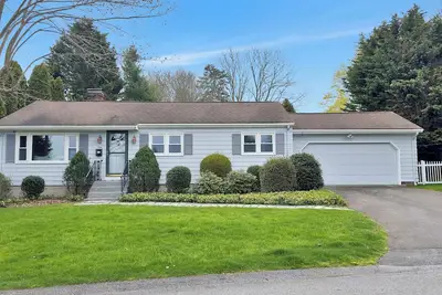 Image de Minutes to Newport! Sleeps 5