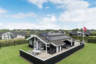 Image de Belle maison à Haderslev avec sauna