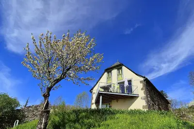 Image de La Grange, a tranquil retreat filled with modern touches, near Mur de Barrez