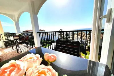 Image de Front-Line bright apartment \"Casa Alegria\" Laguna Beach - 100 mtr from the beach
