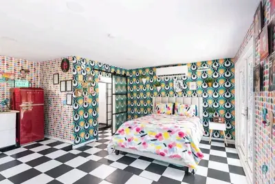 Image de Mid Century Tiny Forest Home Close To Disney World