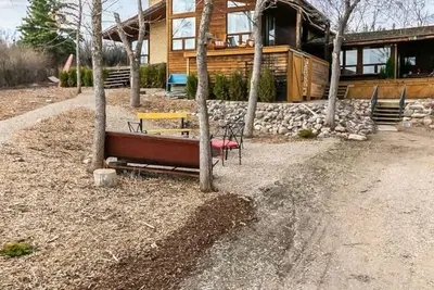 Image de My Lovely Lakeview Cottage. Family Friendly With Access To The Lake.