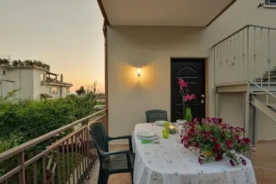 Image de Vacation Home Villa Liotta - Selecaro Apartment
