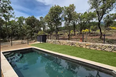 Image de Holiday home in the Mont Ventoux with private pool.